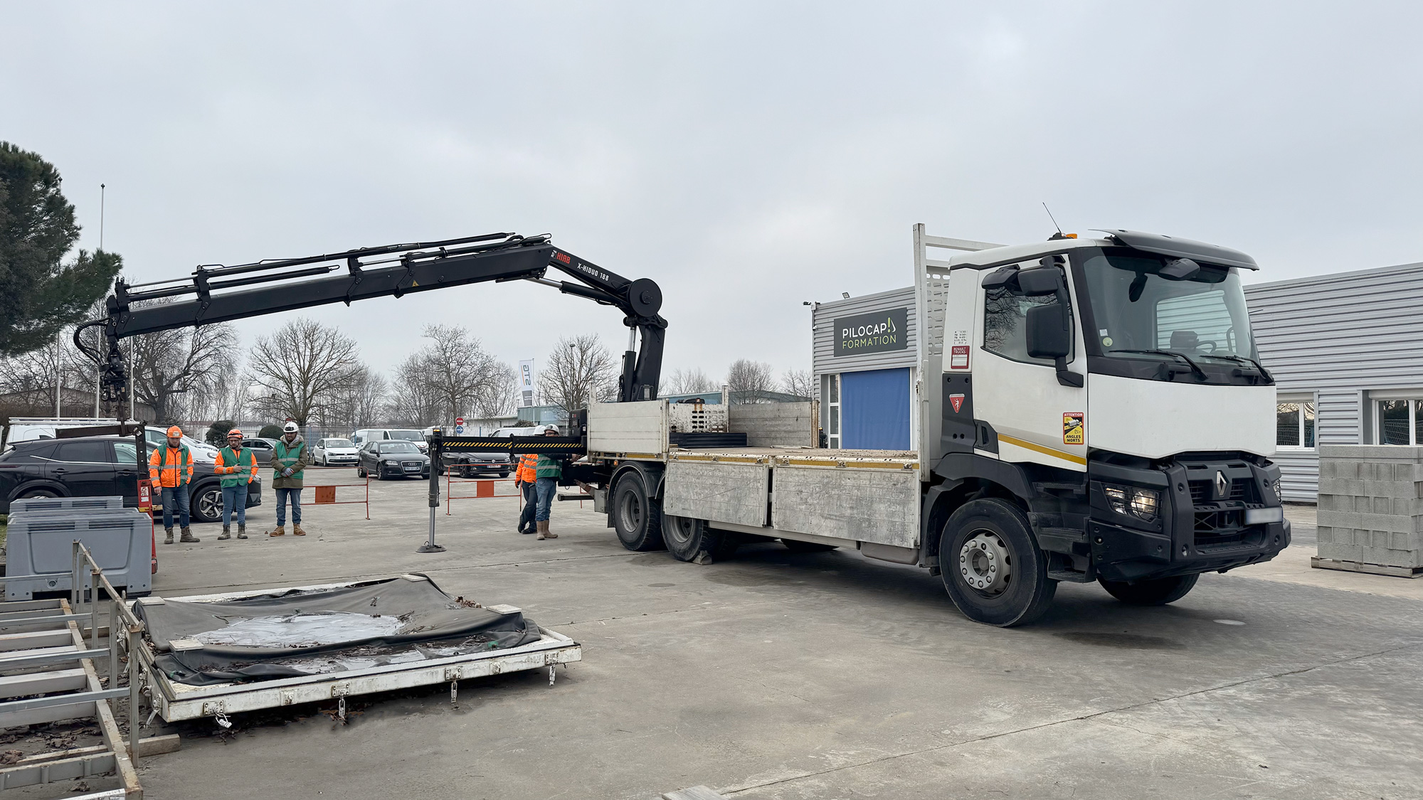 R.490 - Grue de chargement - PILOCAP Formation